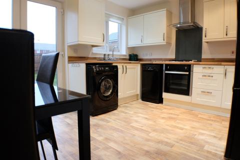 2 bedroom semi-detached house to rent - Morris Drive, Pentrechwyth, Swansea, SA1