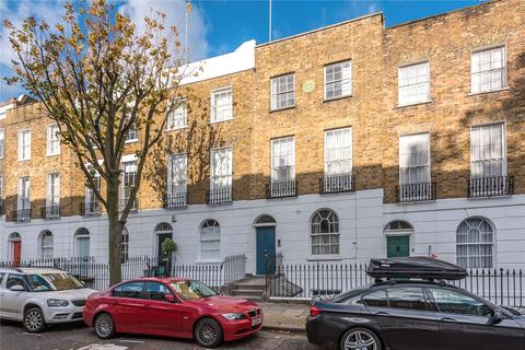 Studio to rent, Noel Road, Angel, Islington, London, N1