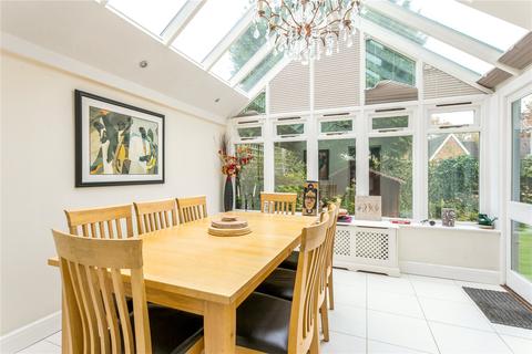 5 bedroom detached house for sale - Murray Road, Northwood, Middlesex, HA6