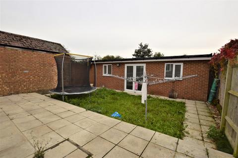 undefined, Fairholme Crescent, Hayes