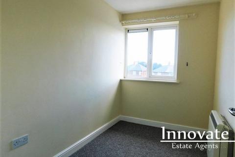 2 bedroom apartment to rent, Cockshed Lane, Halesowen B62