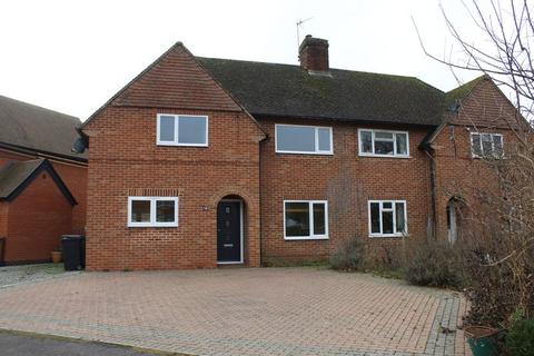 3 bedroom semi-detached house to rent, VILLAGE PROPERTY