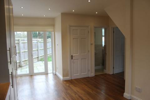 3 bedroom semi-detached house to rent, VILLAGE PROPERTY