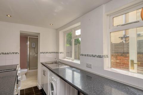 10 Mill Road, Caversham, Reading, RG4 8DP