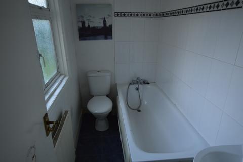 Studio for sale - York Road, Southend-on-Sea, Essex, SS1