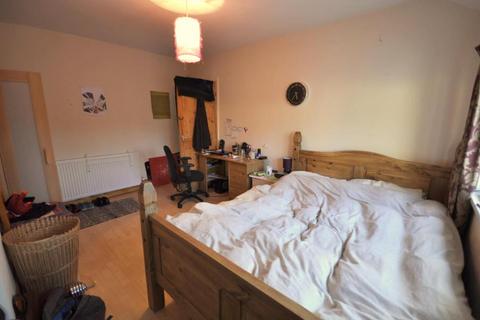 3 bedroom terraced house to rent - Brudenell Road, Hyde Park, Leeds LS6 1LS