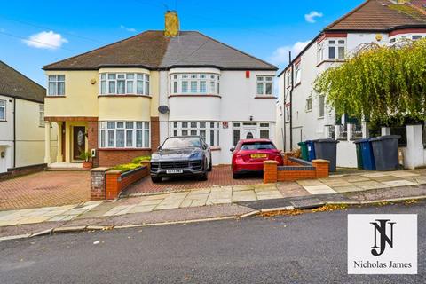 undefined, The Woodlands, Southgate, London N14
