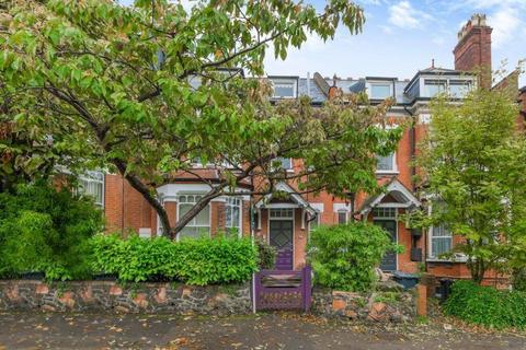 1 bedroom apartment to rent, Church Crescent,  Muswell Hill,  N10