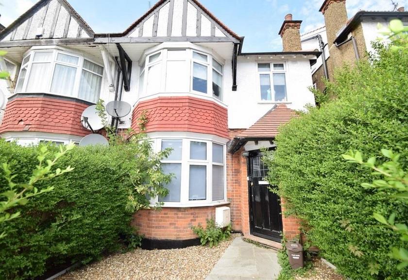 Temple Gardens, London, NW11, NW11 5 bed semidetached house £3,792 pcm (£875 pw)