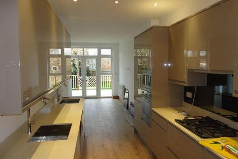 5 bedroom semi-detached house to rent, Temple Gardens,  Temple Fortune,  NW11