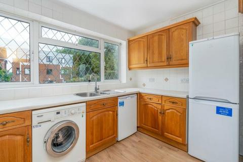 3 bedroom detached house to rent, Woodside Avenue,  Woodside Park,  N12