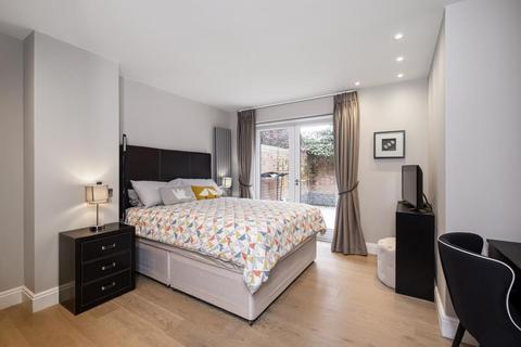 2 bedroom apartment to rent, Lyndhurst Road,  Hampstead,  NW3