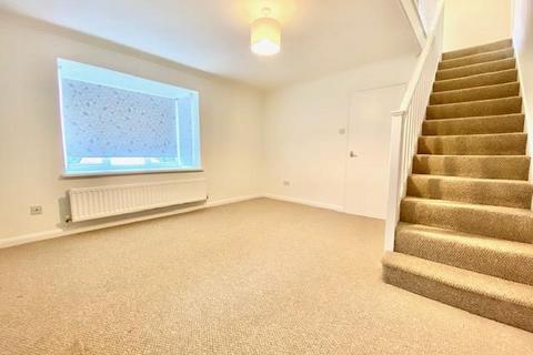 1 bedroom end of terrace house to rent, Frimley