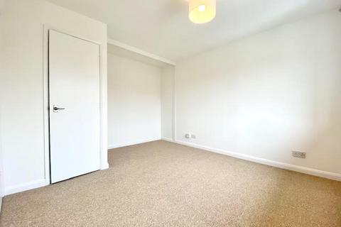 1 bedroom end of terrace house to rent, Frimley