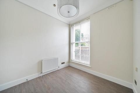 2 bedroom apartment to rent, Belsize Place,  Belsize Park,  NW3