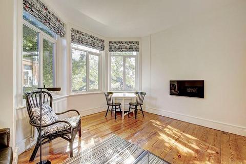 2 bedroom apartment to rent, Fitzjohns Avenue,  Hampstead,  NW3