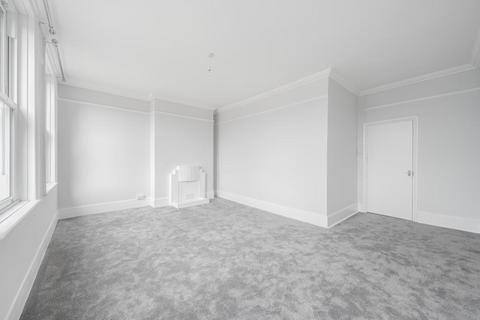 4 bedroom apartment to rent, Cricklewood Broadway,  London,  NW2