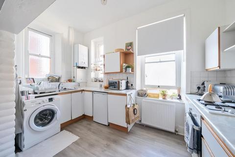 2 bedroom flat to rent, Honeybourne Road,  West Hampstead,  NW6