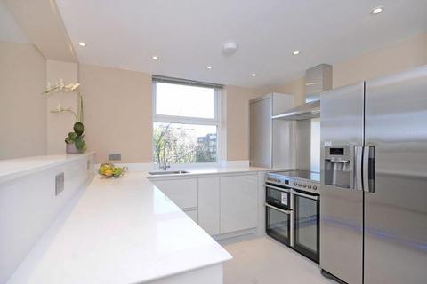 3 bedroom apartment to rent, St John`s Wood Park,  London,  NW8