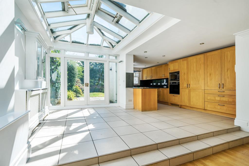 Dining Room &amp; Kitchen