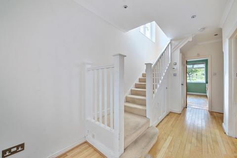 4 bedroom semi-detached house to rent, Fairfield Crescent,  Edgware,  HA8