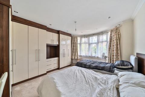 4 bedroom semi-detached house to rent, Fairfield Crescent,  Edgware,  HA8