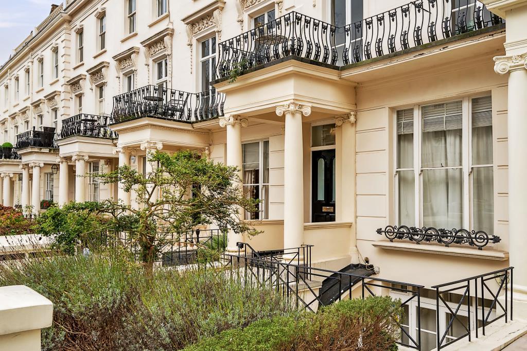 Entrance to Apartment