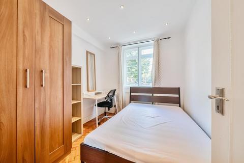 2 bedroom apartment to rent, Townshend Road,  St Johns Wood,  NW8