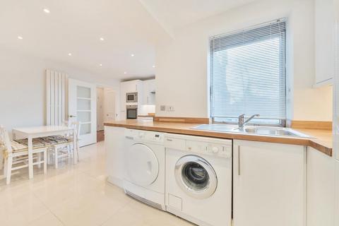 3 bedroom apartment to rent, Avenue Road,  St. Johns Wood,  NW8