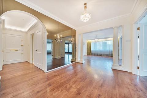 3 bedroom apartment to rent, Avenue Road,  St. Johns Wood,  NW8