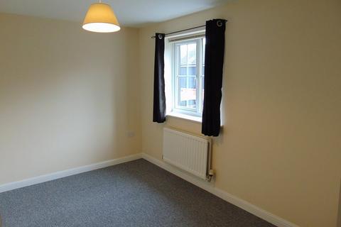 2 bedroom flat to rent, Whistlefish Court,