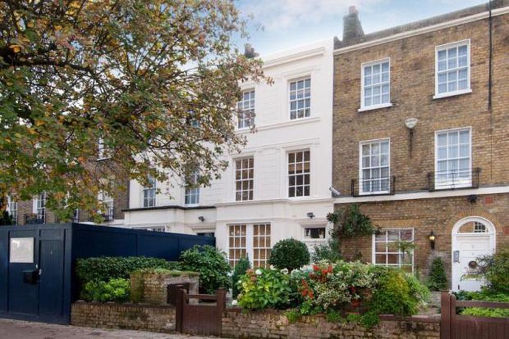 St Johns Wood Terrace, London, NW8 3 bed apartment - £3,683 pcm (£850 pw)