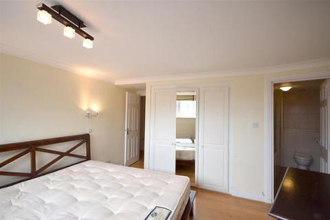 2 bedroom apartment to rent, Blazer Court,  St. Johns Wood,  NW8