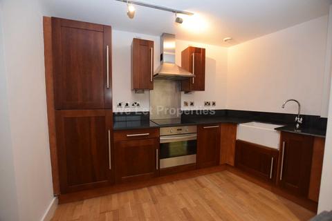 2 bedroom apartment to rent, Oldham Road, Manchester M4