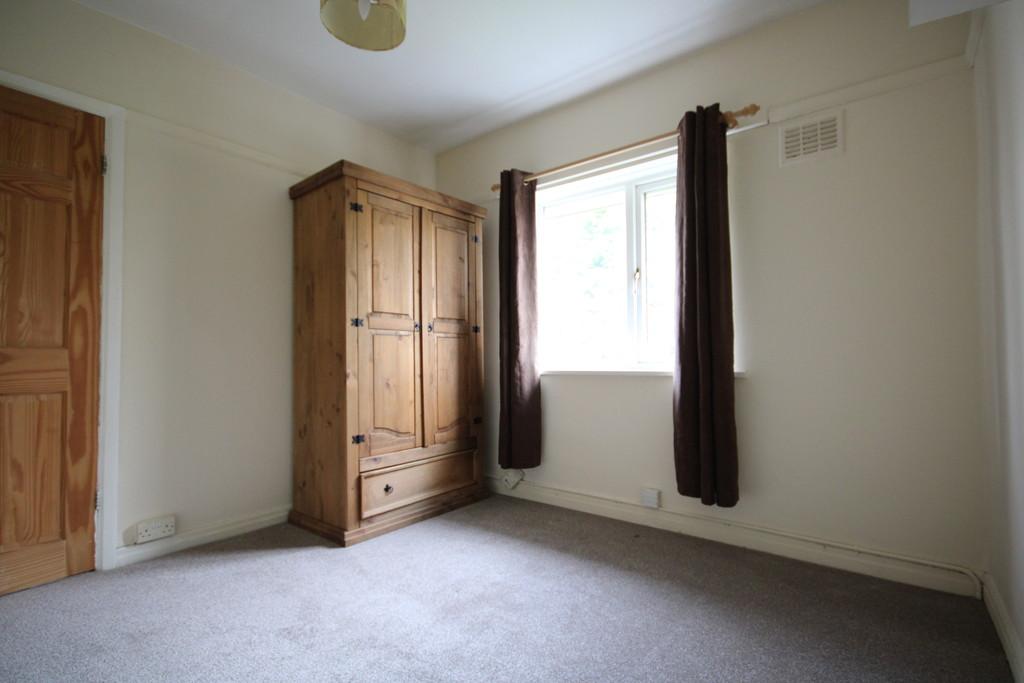 House in Birmingham, West Midlands - More