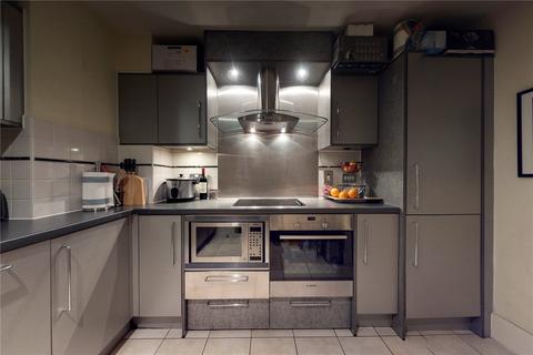 2 bedroom apartment to rent, St. George Wharf, London, SW8