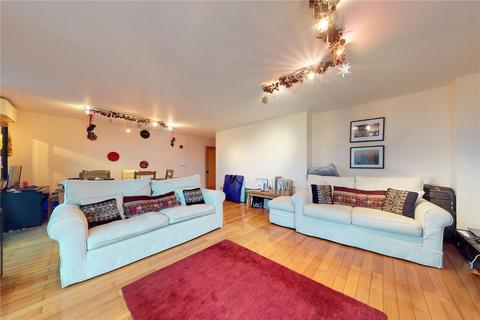 2 bedroom apartment to rent, St. George Wharf, London, SW8