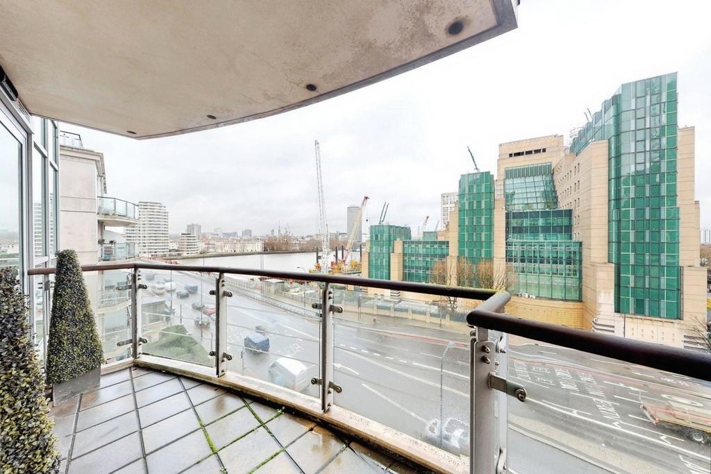 Apartment in London - View 4