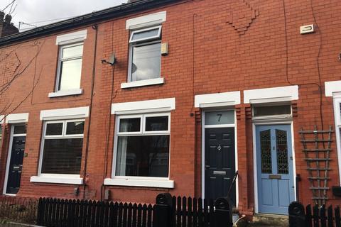 2 bedroom terraced house to rent, Vicars Road, Chorlton