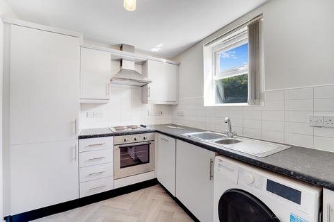 2 bedroom apartment to rent, Derby Street, Ormskirk