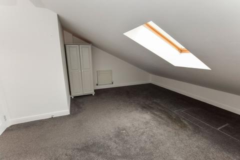 2 bedroom flat to rent, Gipsy Moth Close, Timperley, Altrincham, Cheshire, WA15