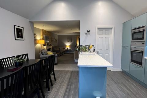 2 bedroom detached bungalow for sale - Honeysuckle Way, Melton Mowbray