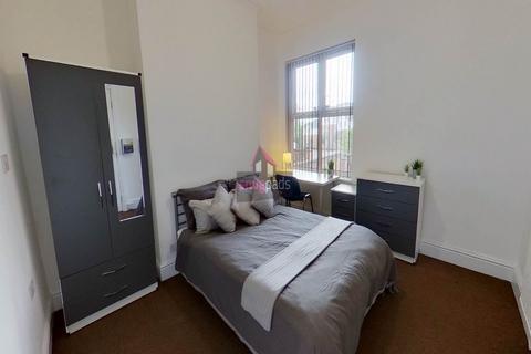 10 bedroom house share to rent - Bolton Road, Salford, Manchester