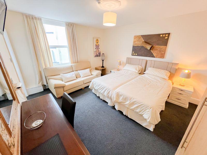 6 Marathon Terrace,