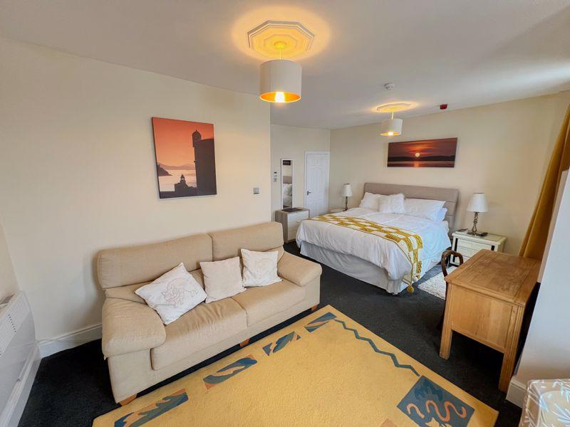 6 Marathon Terrace,
