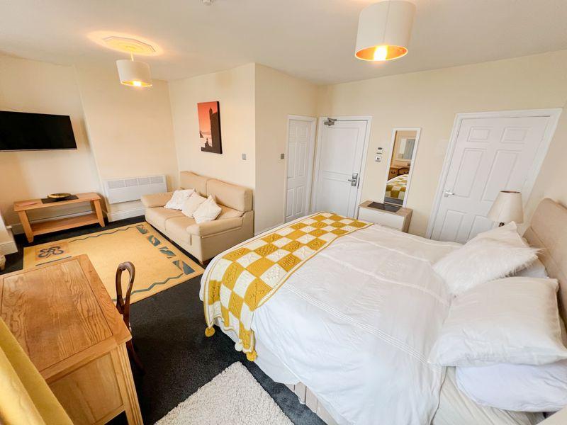 6 Marathon Terrace,