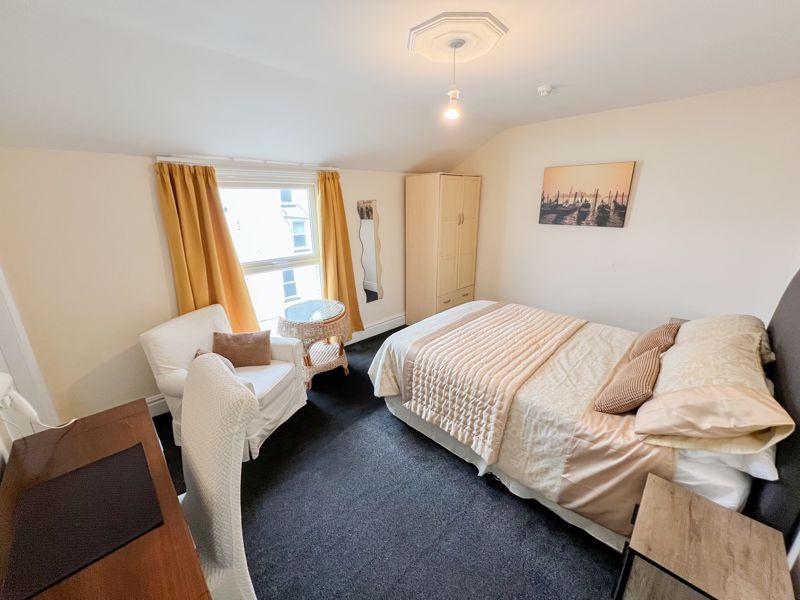6 Marathon Terrace,