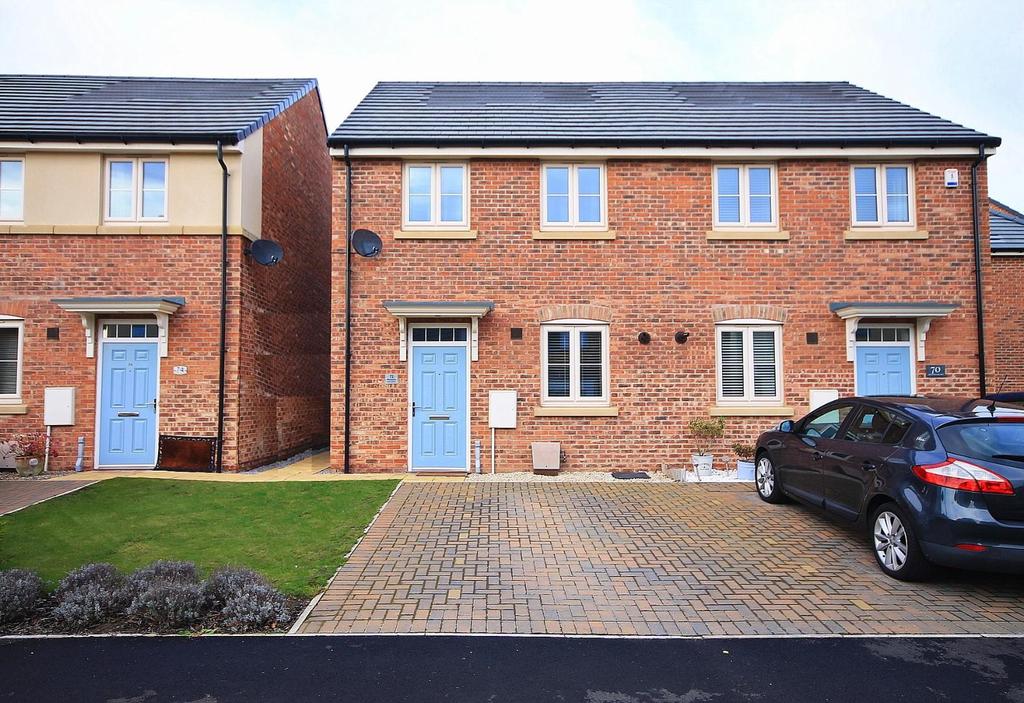 Whitworth Park Drive, Elba Park, Houghton Le Spring 2 bed semidetached