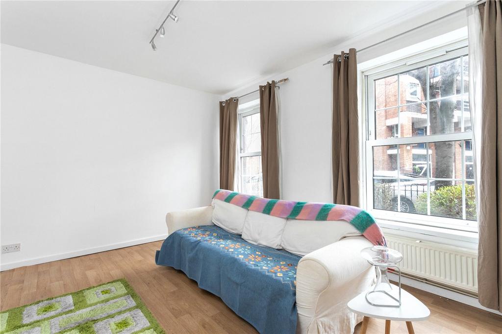 Brady Street, London, E1 1 bed apartment for sale - £300,000