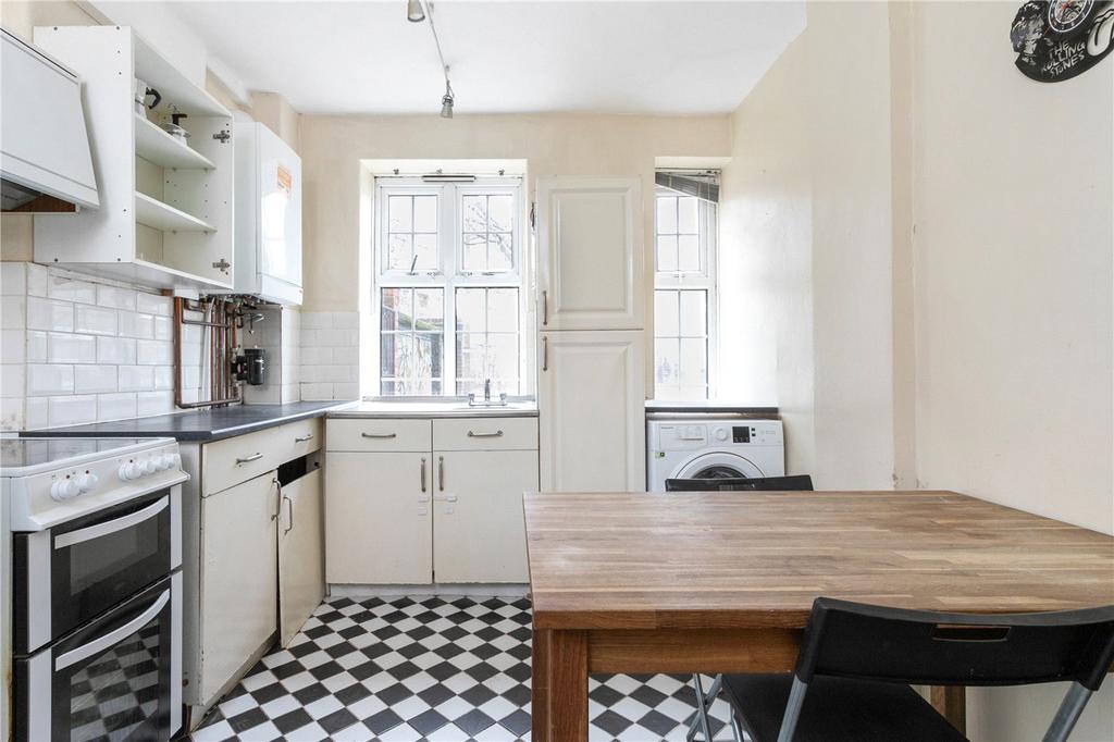 Brady Street, London, E1 1 bed apartment for sale - £300,000